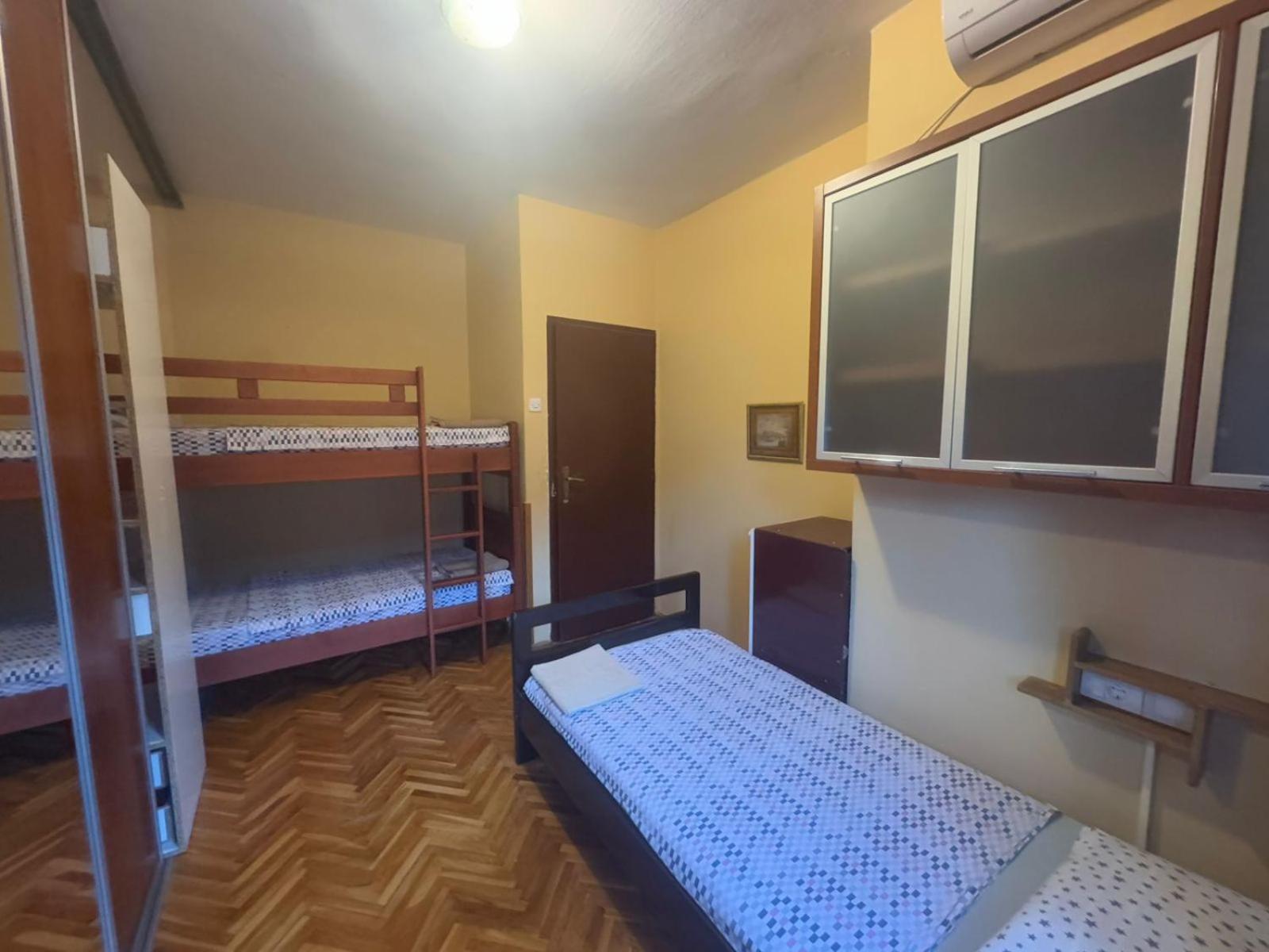 Kotorhostelito Zewnętrze zdjęcie