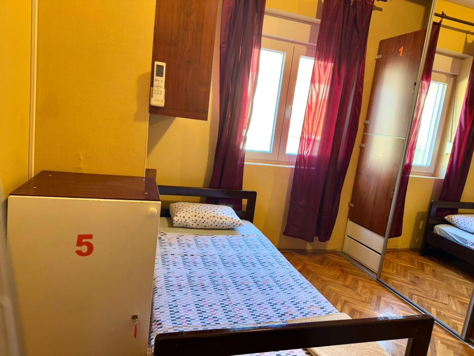 Kotorhostelito Zewnętrze zdjęcie